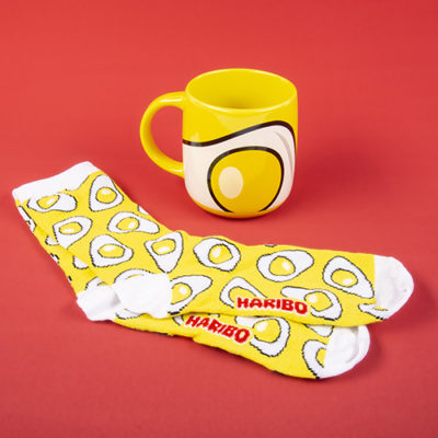 Fizz Creations HARIBO Fried Egg Mug and Sock Contents