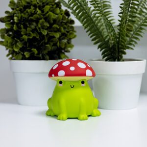 100345 Mushroom Frog Stress Squeezer Lifestyle